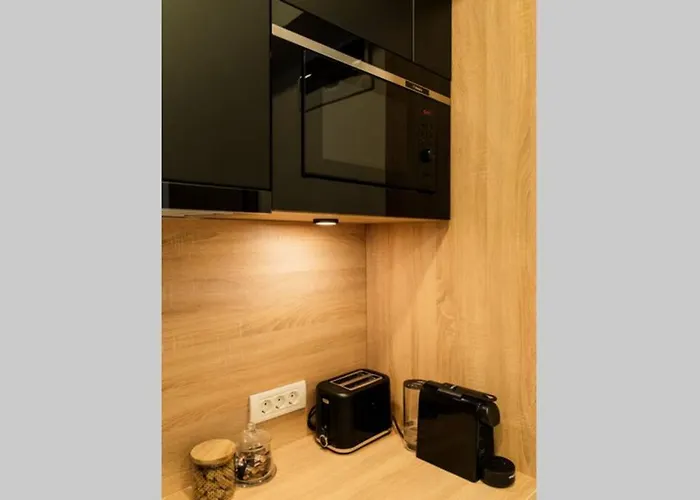 Glamour Dristor Brand New