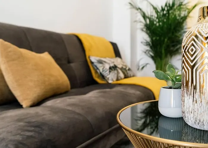 Glamour Dristor Brand New