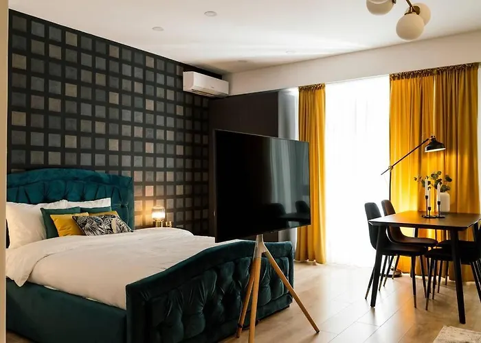 Glamour Dristor Brand New